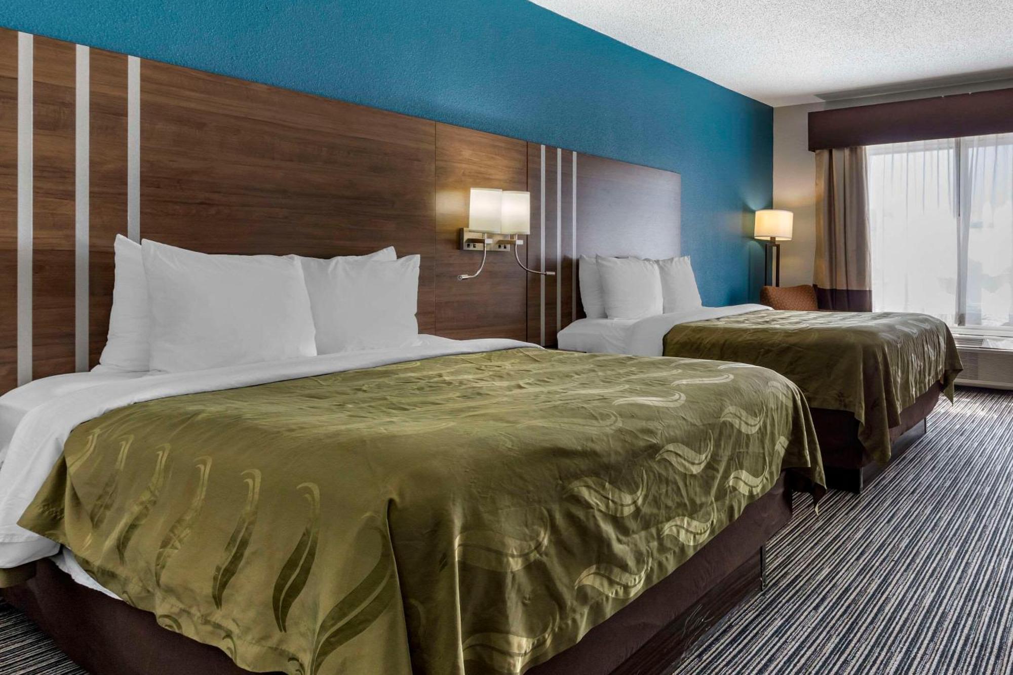 Quality Inn & Suites I-35 E-Walnut Hill Dallas Exteriér fotografie